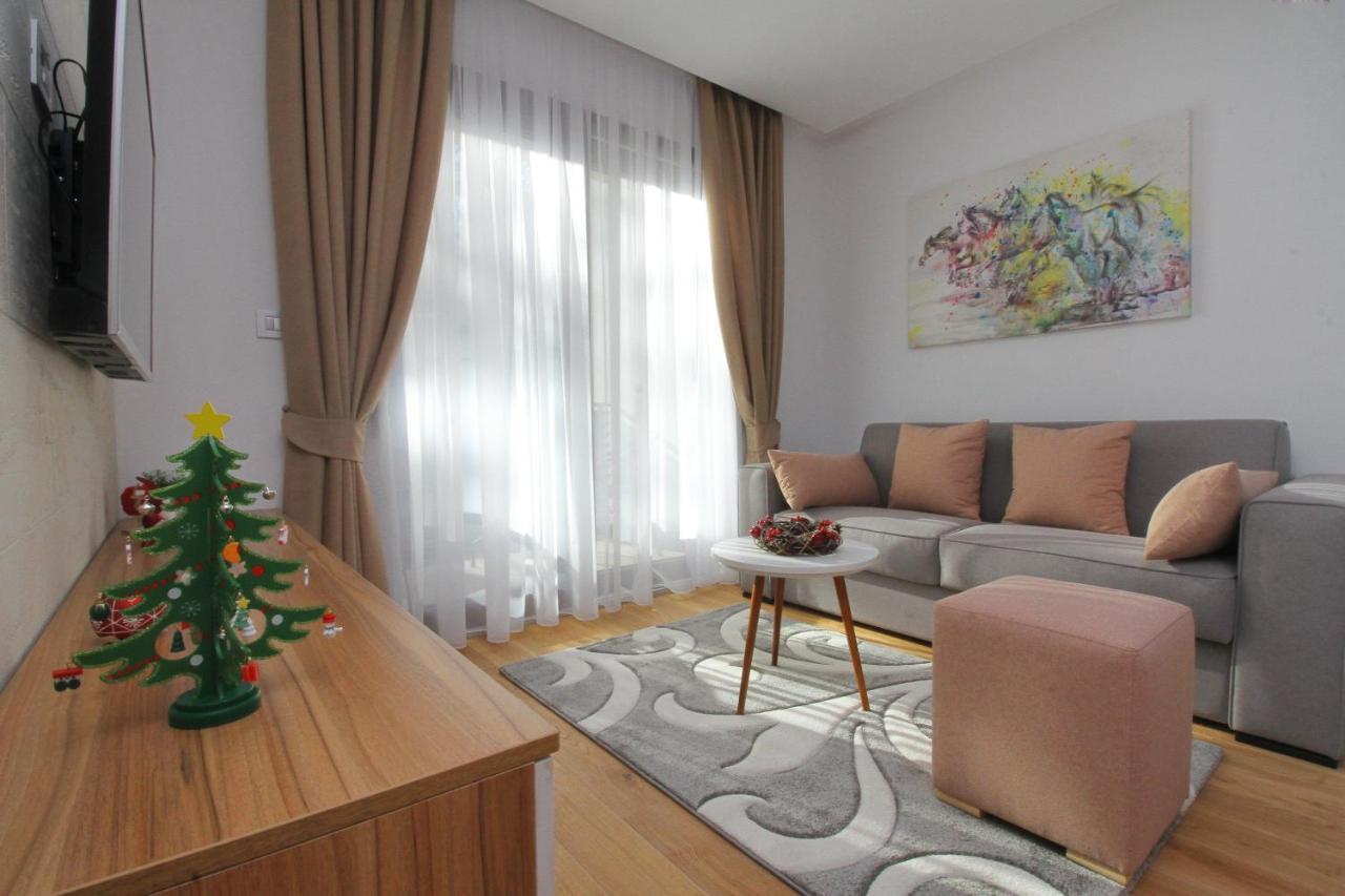Time Out Lux apartmani Zlatibor Bagian luar foto